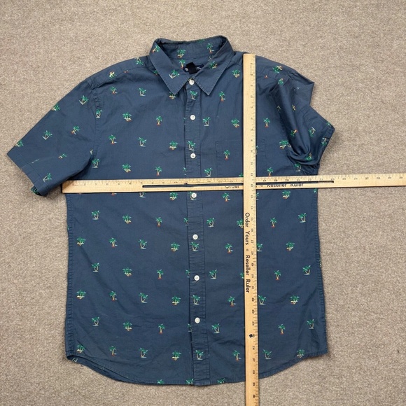 Gap Mens Shirt Size L Blue Short Sleeve Collared Button Up Palm Tree AOP Slim - Picture 4 of 4
